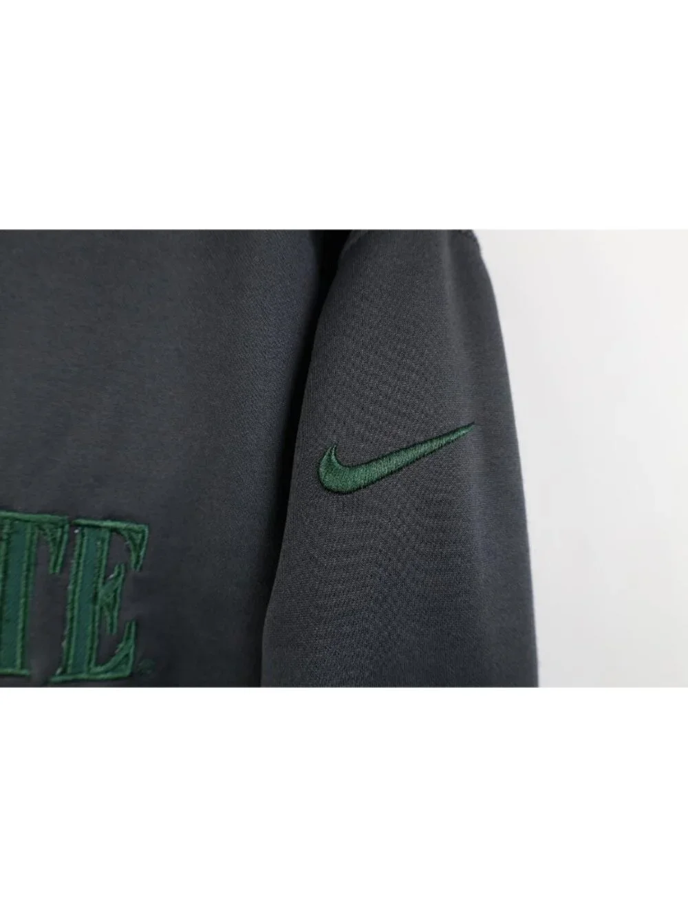 Nike Therma Fit Boys Large Michigan State University Football Hoodie Sweatshirt